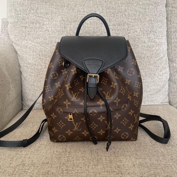 Louis Vuitton Handbags - Authentic Louis Vuitton Montsouris PM backpack